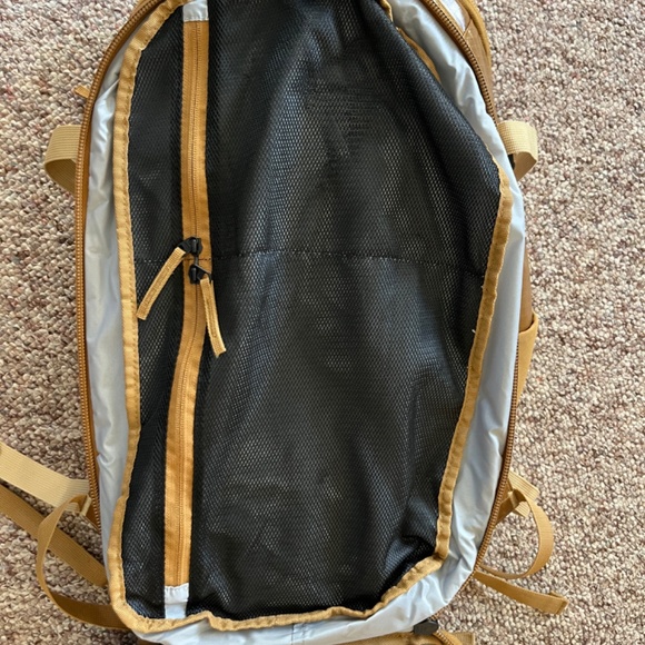 Backcountry Destination 30L travel / every day carry Backpack, tan - Picture 9 of 10